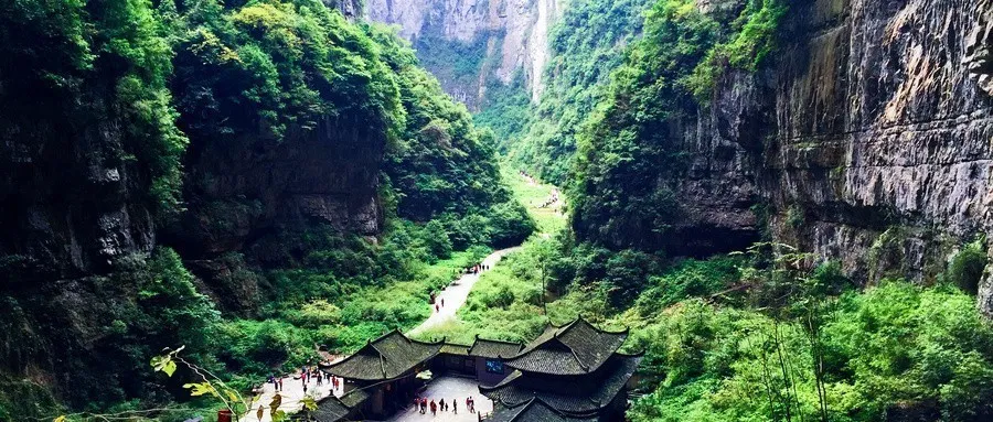 双店(diàn)齐飞 | 热烈祝贺房立得仙女山(shān)租售中(zhōng)心两家门店(diàn)盛大开业！(图6)